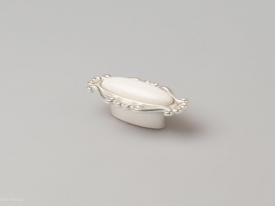 P40 мебельная ручка-кнопка 32 мм венецианское серебро с керамической вставкой цвета слоновой кости с рисунком