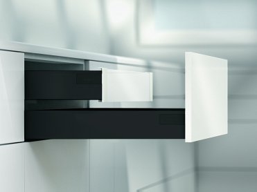 Внутренний ящик TANDEMBOX antaro с TIP-ON BLUMOTION (высота М 98,5, глубина 500 мм, вес ящика от 10 до 30 кг), черный